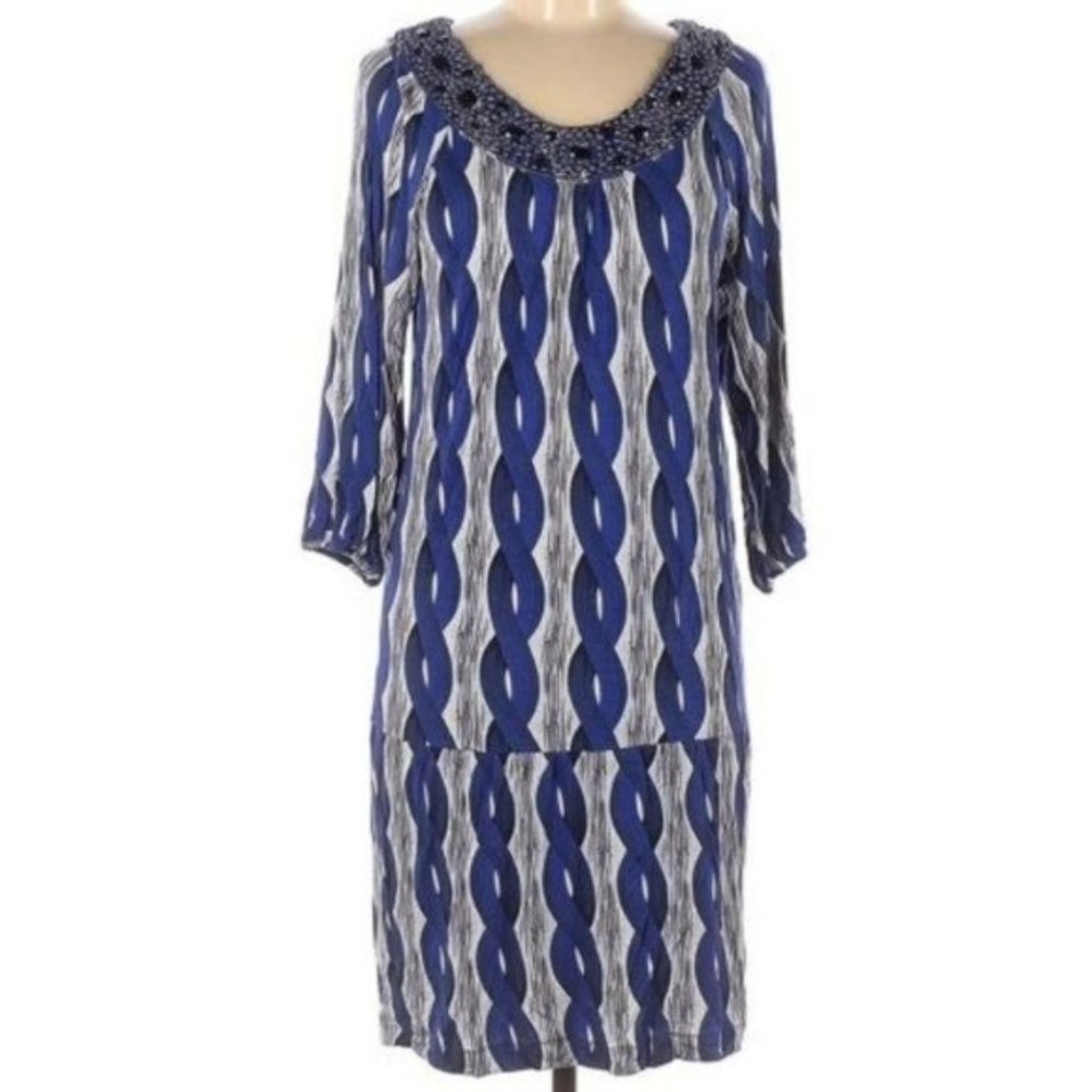 - BCBG Maxazria, size XL Blue Ribbon Pattern beaded Round Neck Drop…